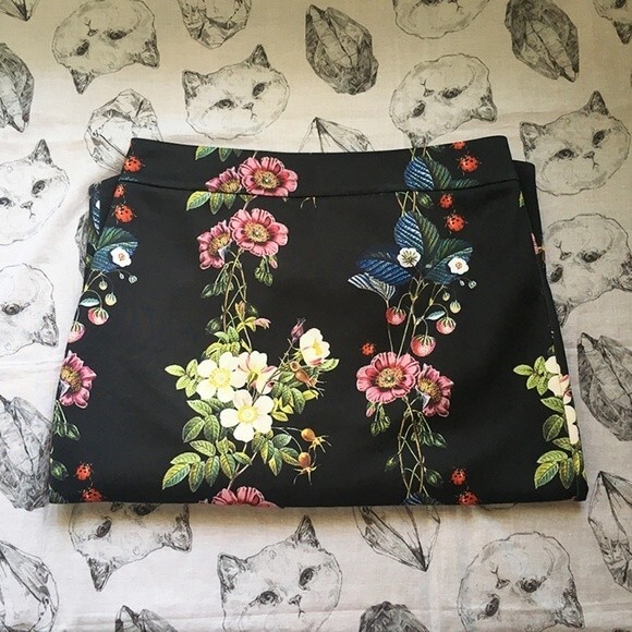 Ted Baker Ruella Flower Oracle Pencil Skirt - Ted Size1(US4) - Picture 2 of 4